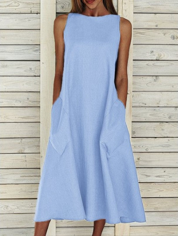 Attractive Round Neck Sleeveless Double Pocket Dress