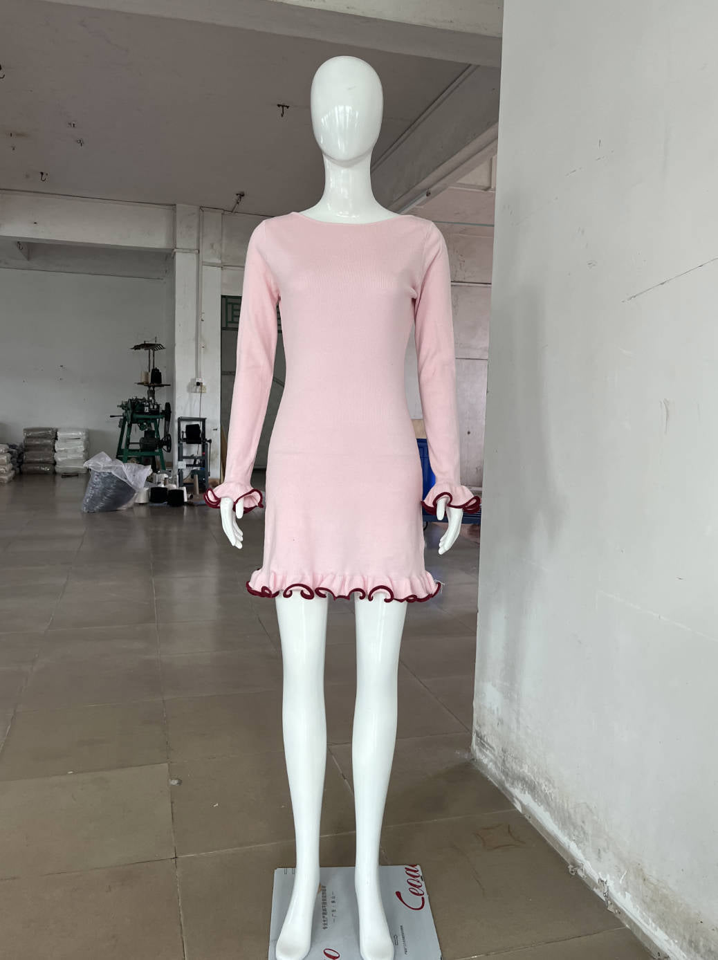 Women's Wavy Edge Dress Sexy Tight Wooden Dresses