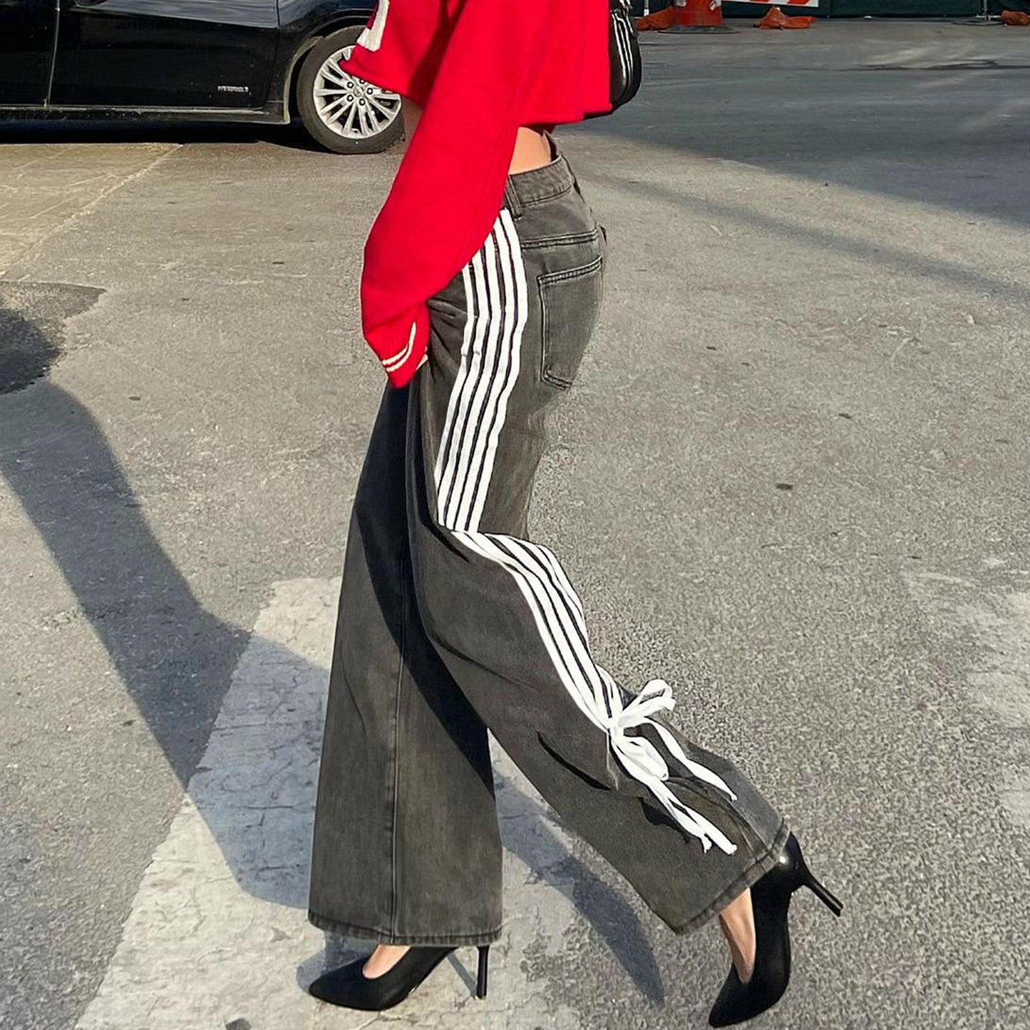 Women's Fashion Casual Loose Ribbon Belt Design Jeans