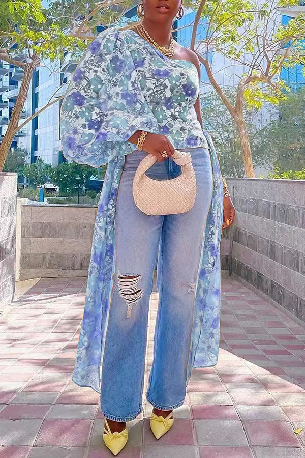 Women's Sexy Digital Printing Sleeve Bell Blouses