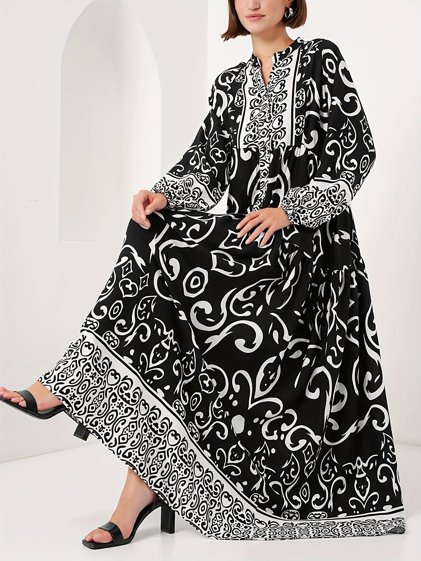 Women's Black Long Robe Elegant Loose Sleeve Dress