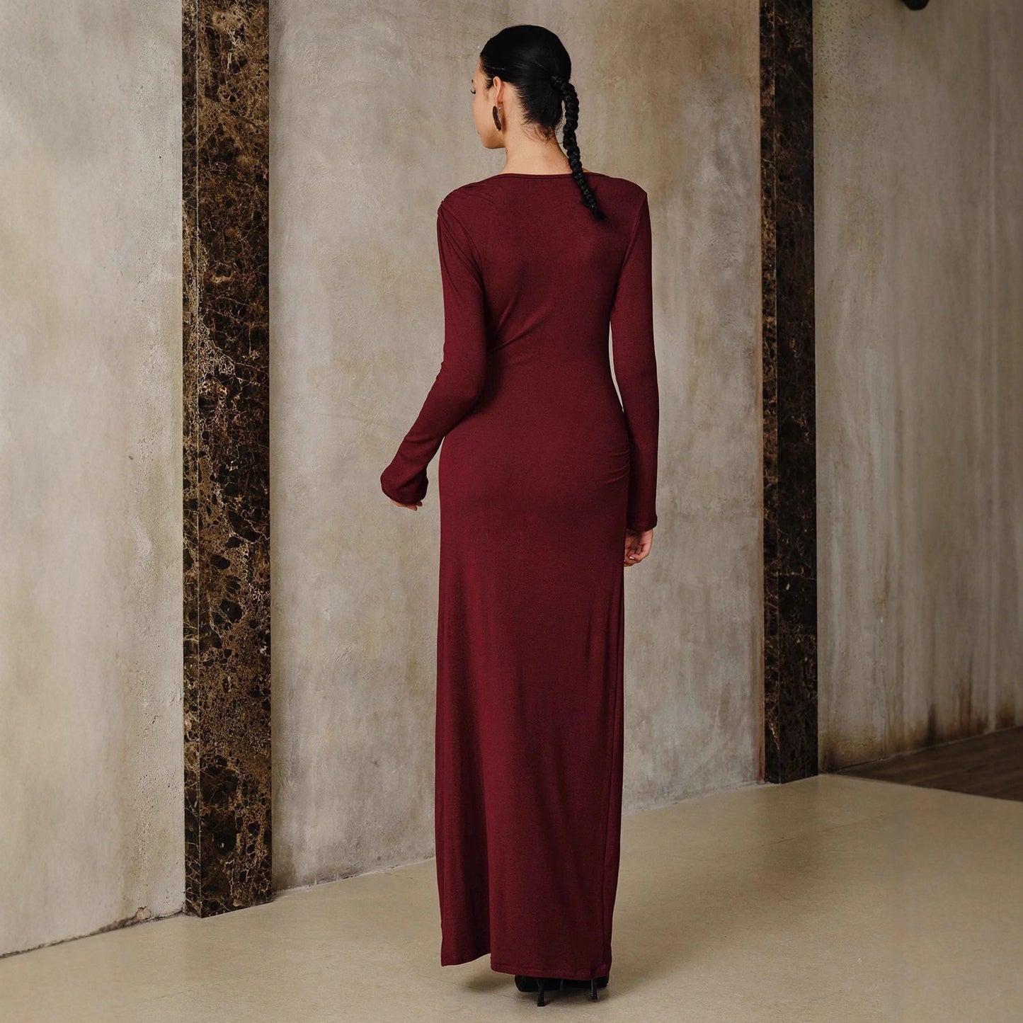 Women's Solid Color Round Neck Metal Decoration Temperament Long Dress