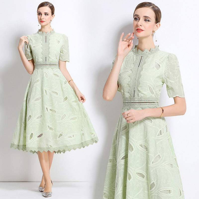 Women's French Retro Hollow Embroidered Waist Trimming Dresses