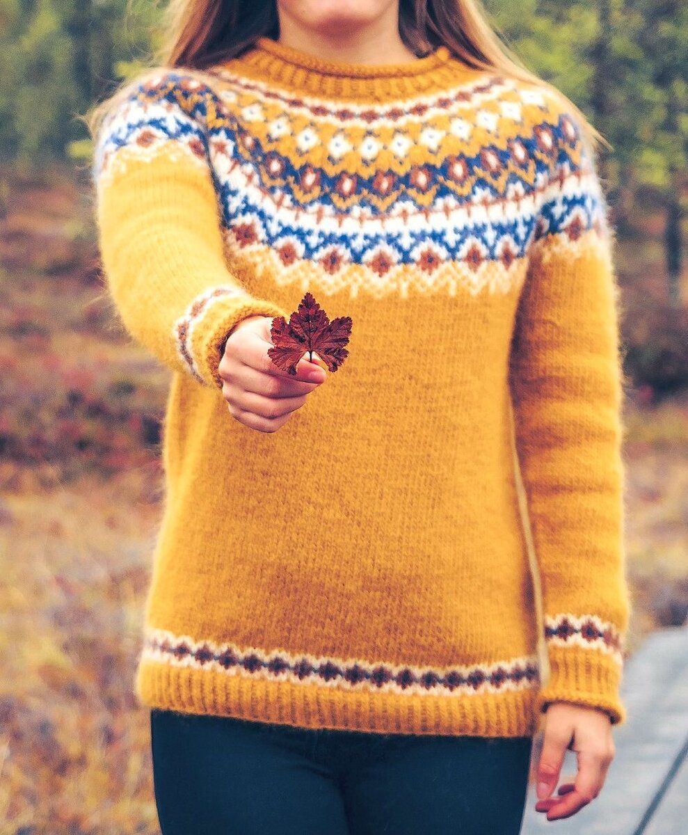 Women's Round Neck Multicolor Loose Fashion Pullover Sweater