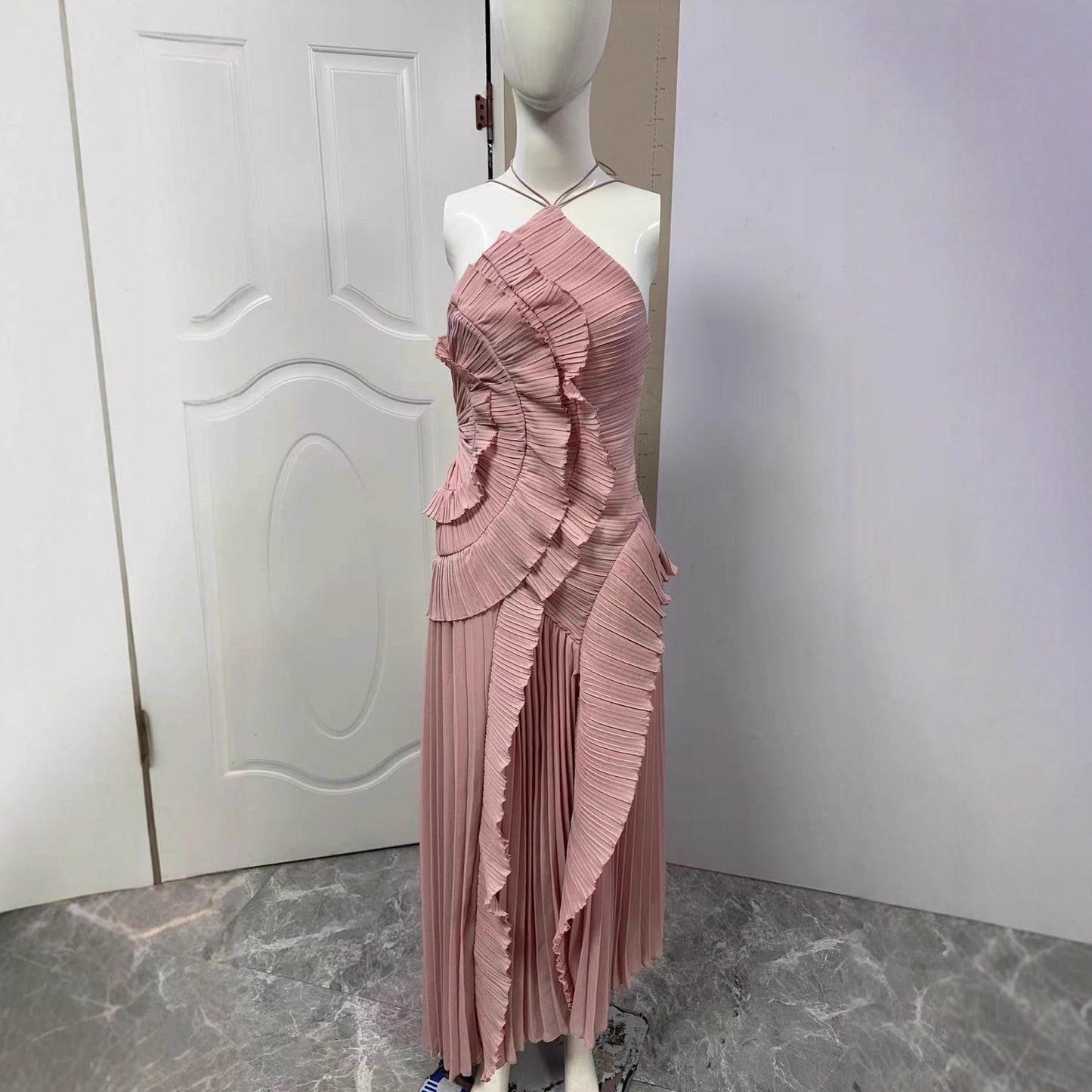 Women's Dress Ruffled Pleated Design Slimming Midi Dresses