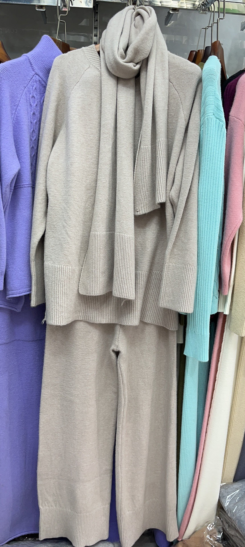 Loose Slimming Style Wide Leg Scarf Suits