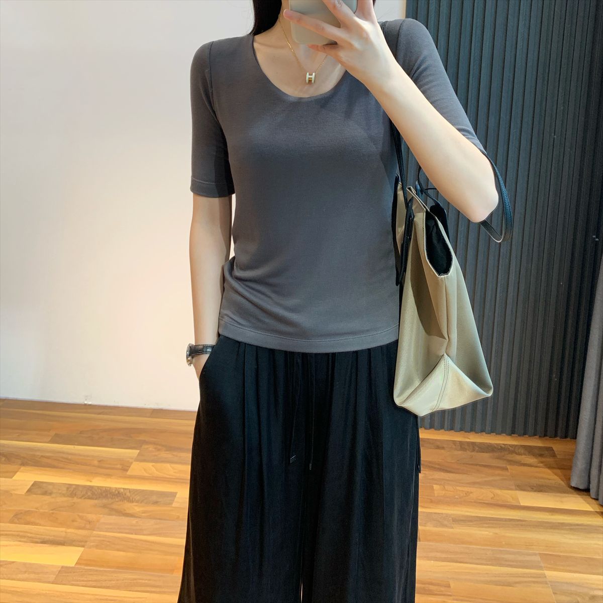 Women's Heavy Mulberry Silk Real Scoop Soft Tops