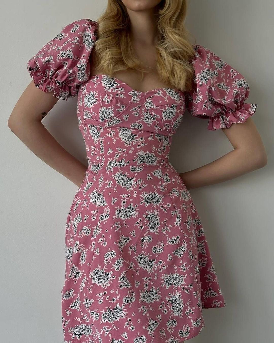 Women's Vintage Floral High Waist Puff Sleeve Dress