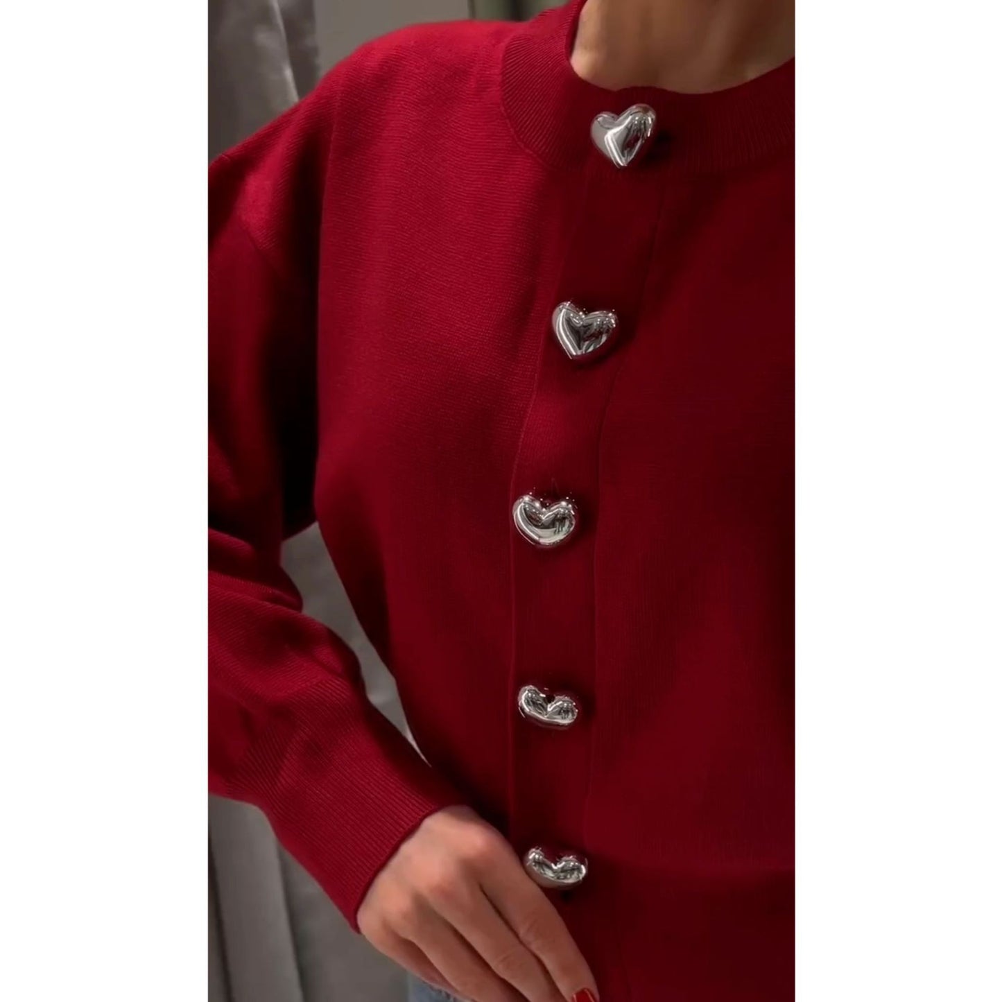 Women's Heart-shaped Button Round Neck Knitted Blouses