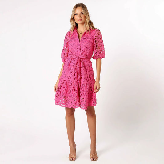 Soluble Lace Flower Half Sleeve Commuter Dresses