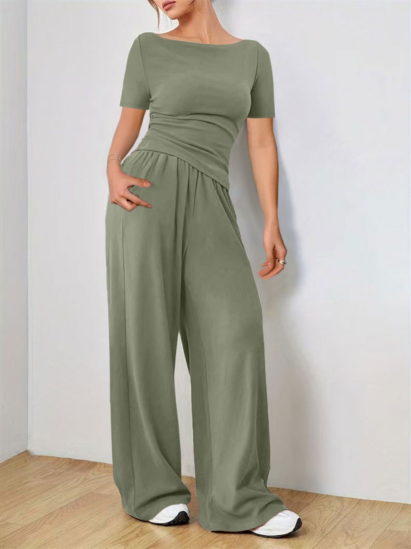 Stylish Women's Solid Color Short-sleeved Loose Fashion Casual Suit