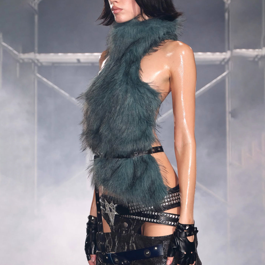 Women's Sleeveless Waist Trimming Fashion Trendy Plush Tops