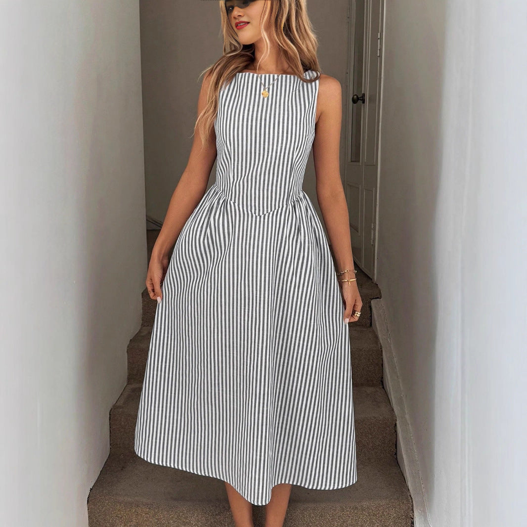 Cool Simple Round Neck Waist Trimming Slimming Temperament Dress