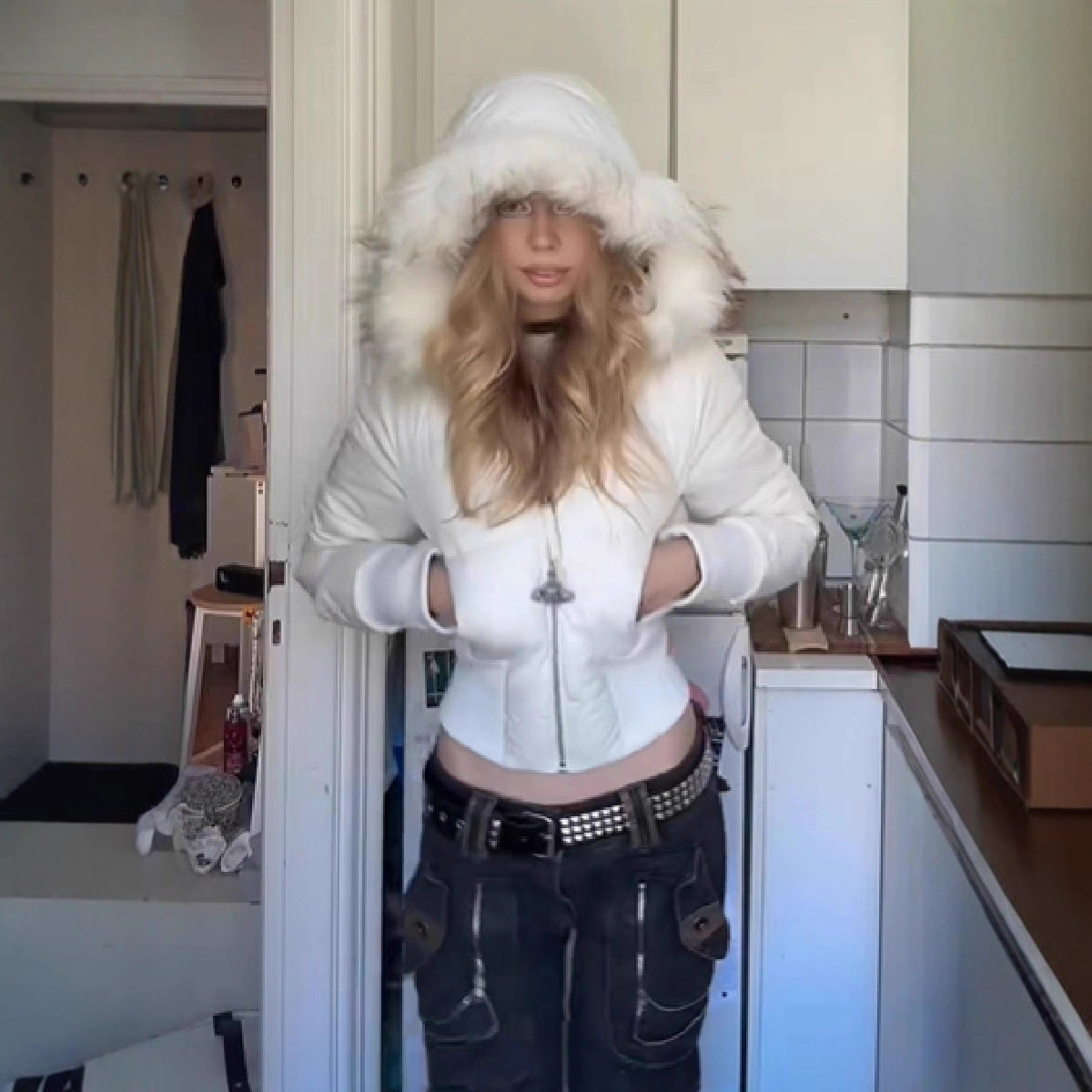 Women's Winter Comfortable Warm Commuter Hood Zipped Coats
