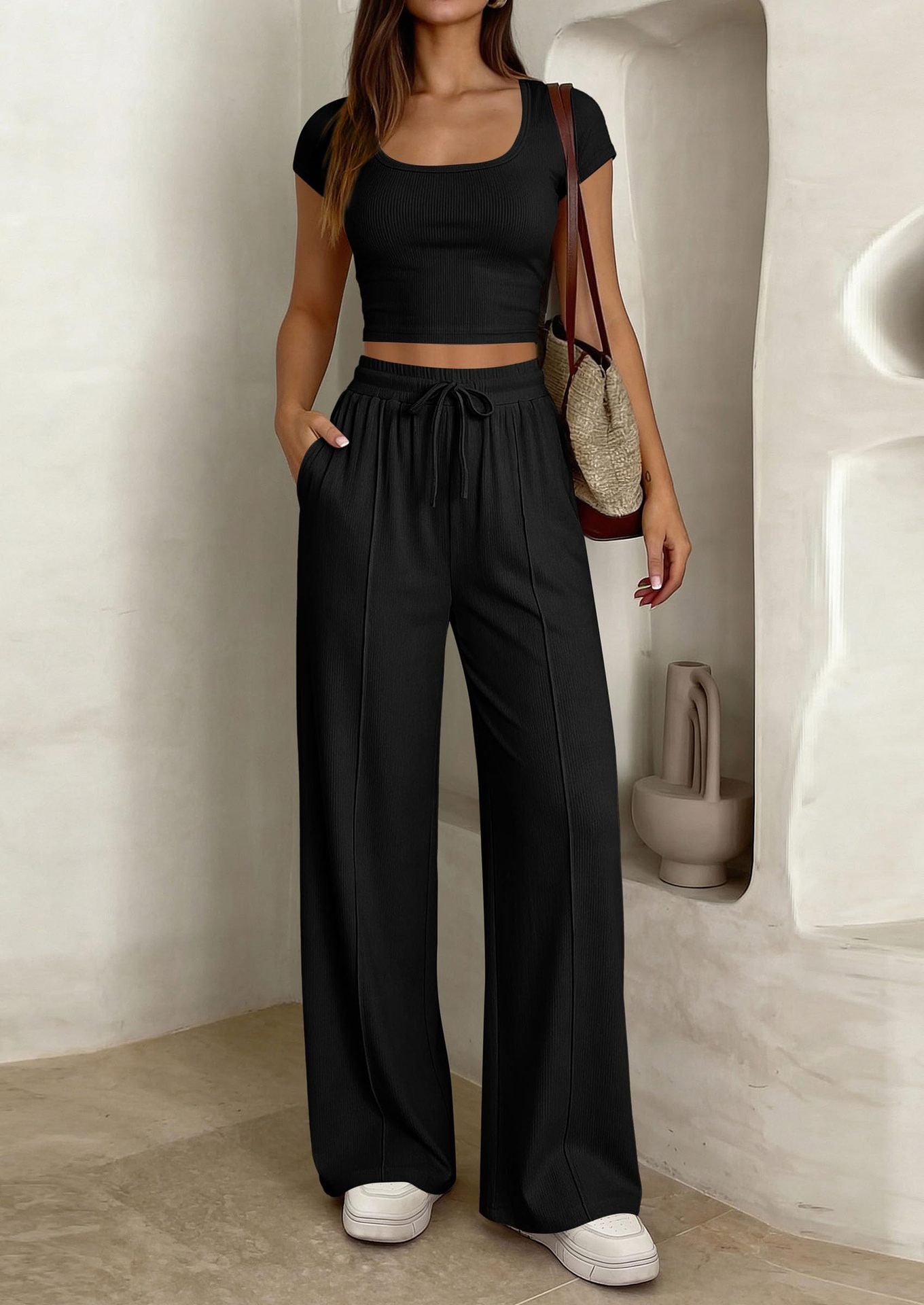 Women's Figure Flattering Two-piece Short-sleeved Trousers Commuter Suits