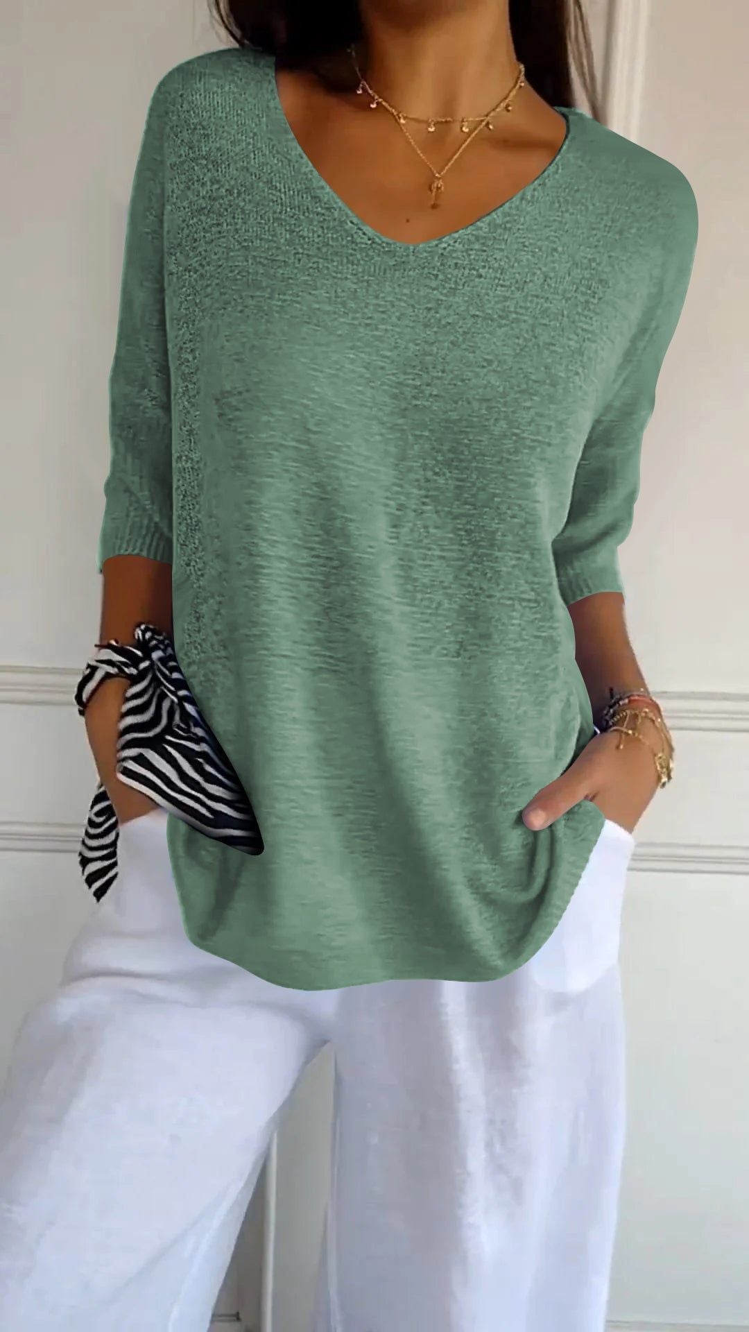 Women's Casual Basic Style Slimming Solid Color Women's Sweater