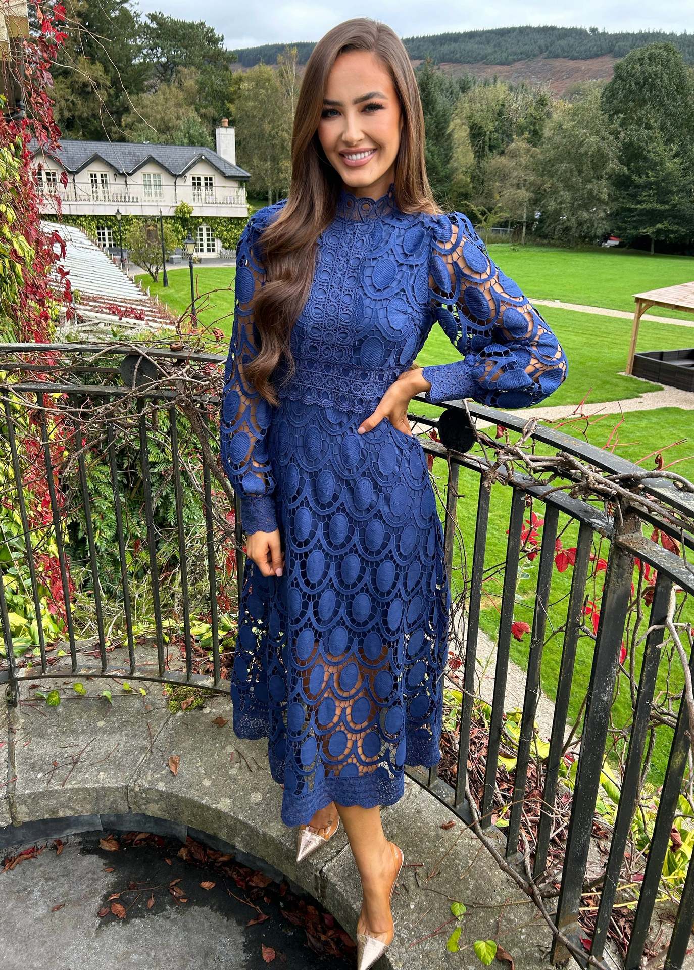 French Style Lace Stand Collar Puff Dresses