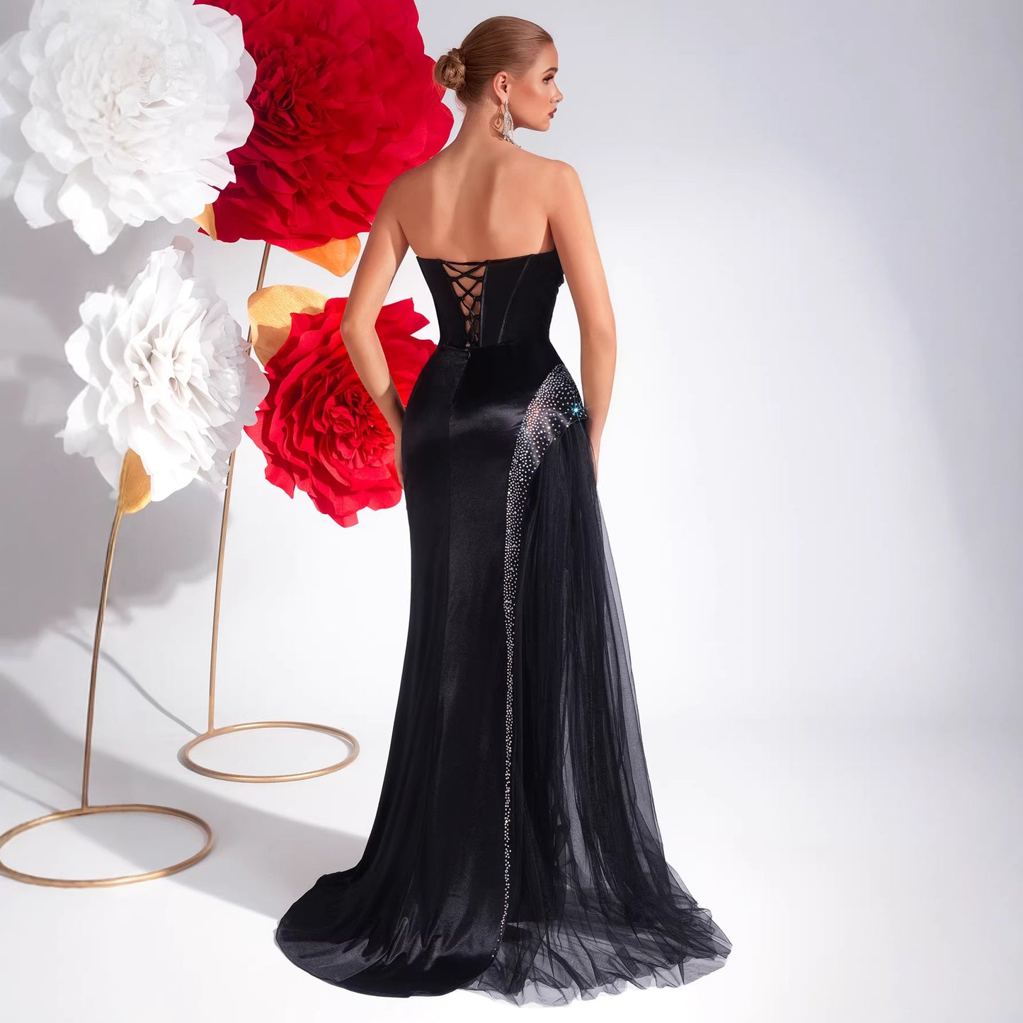 Luxury Minority Black Chest Wrap 3d Cutting Dress