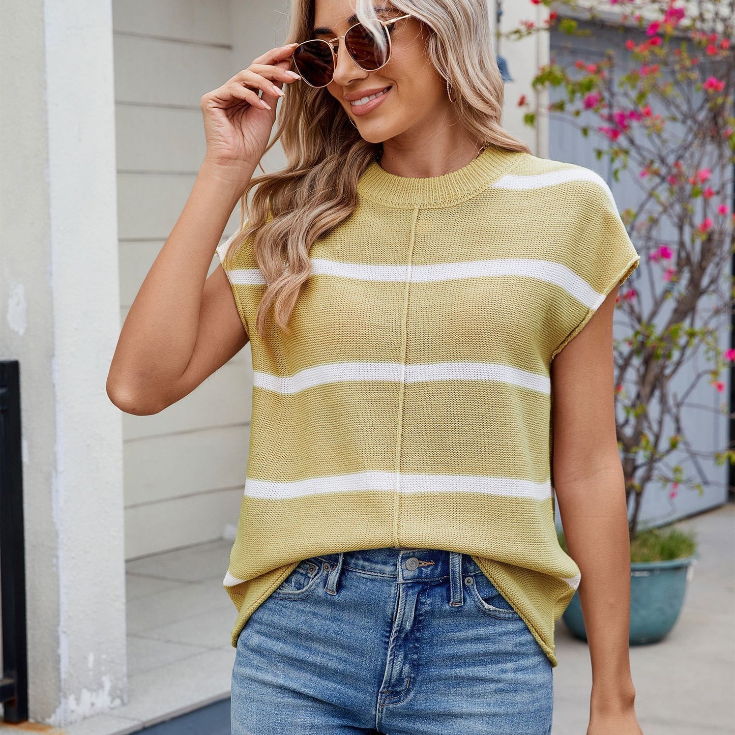 Women's Summer Round Neck With Sleeves Casual Sweater