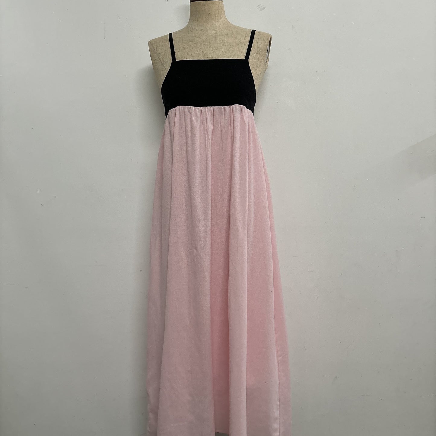 Stylish Elegant Contrast Color Sexy Backless Dress