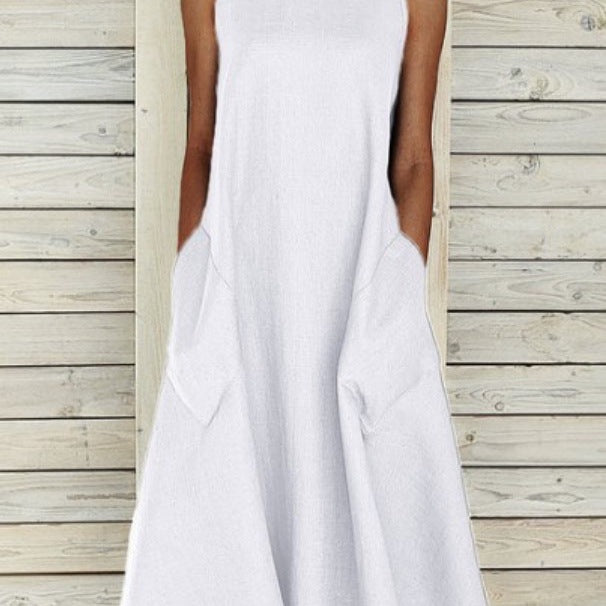 Attractive Round Neck Sleeveless Double Pocket Dress