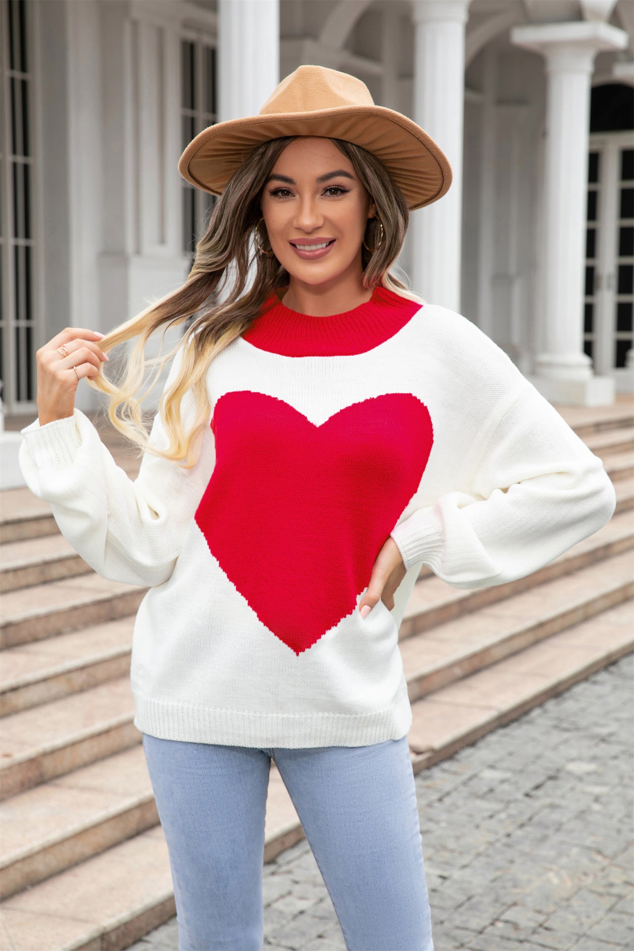 Women's Big Love Valentine's Day Peach Heart Round Neck Sweater