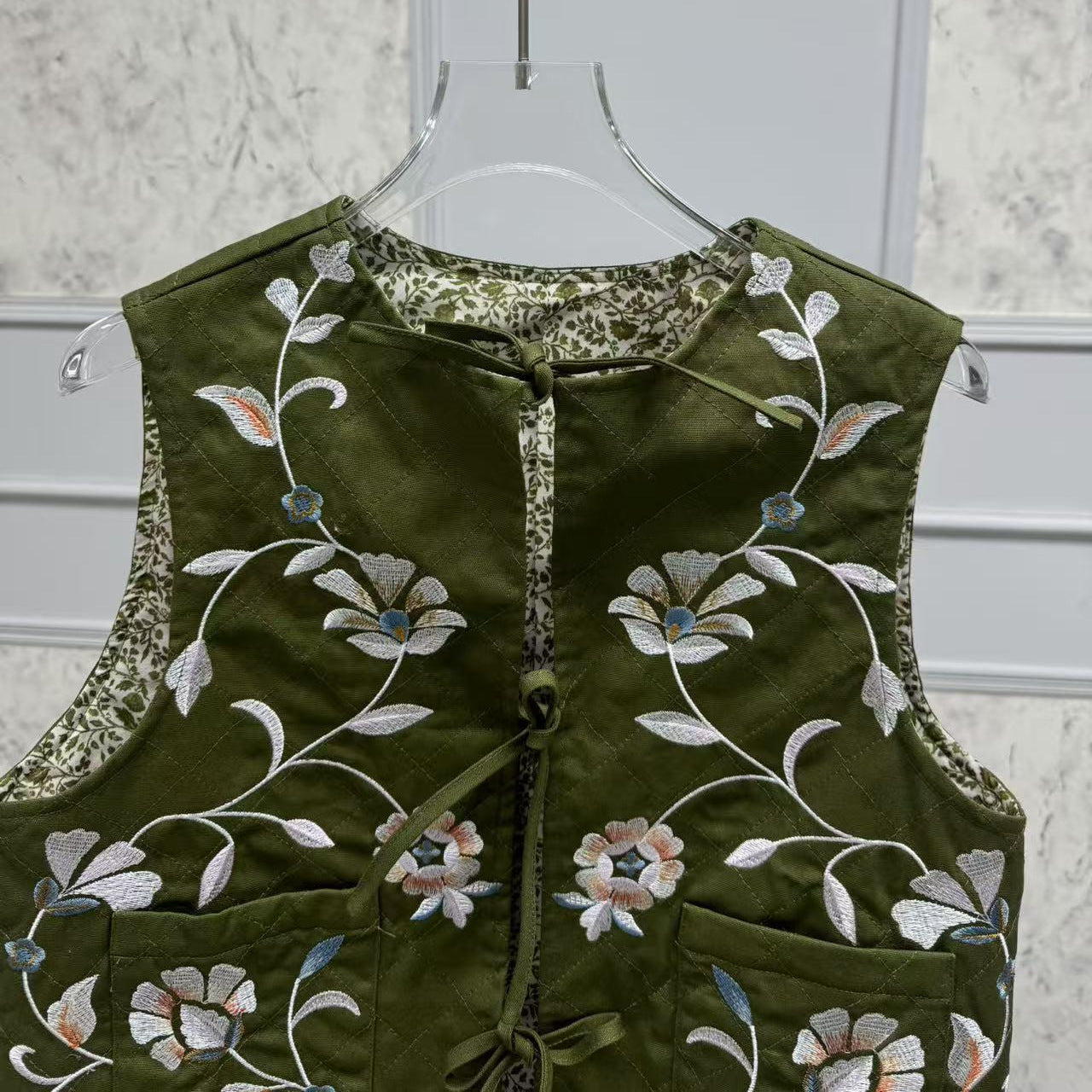Embroidery Vintage Floral Embroidered Double Pocket Quilted Vests