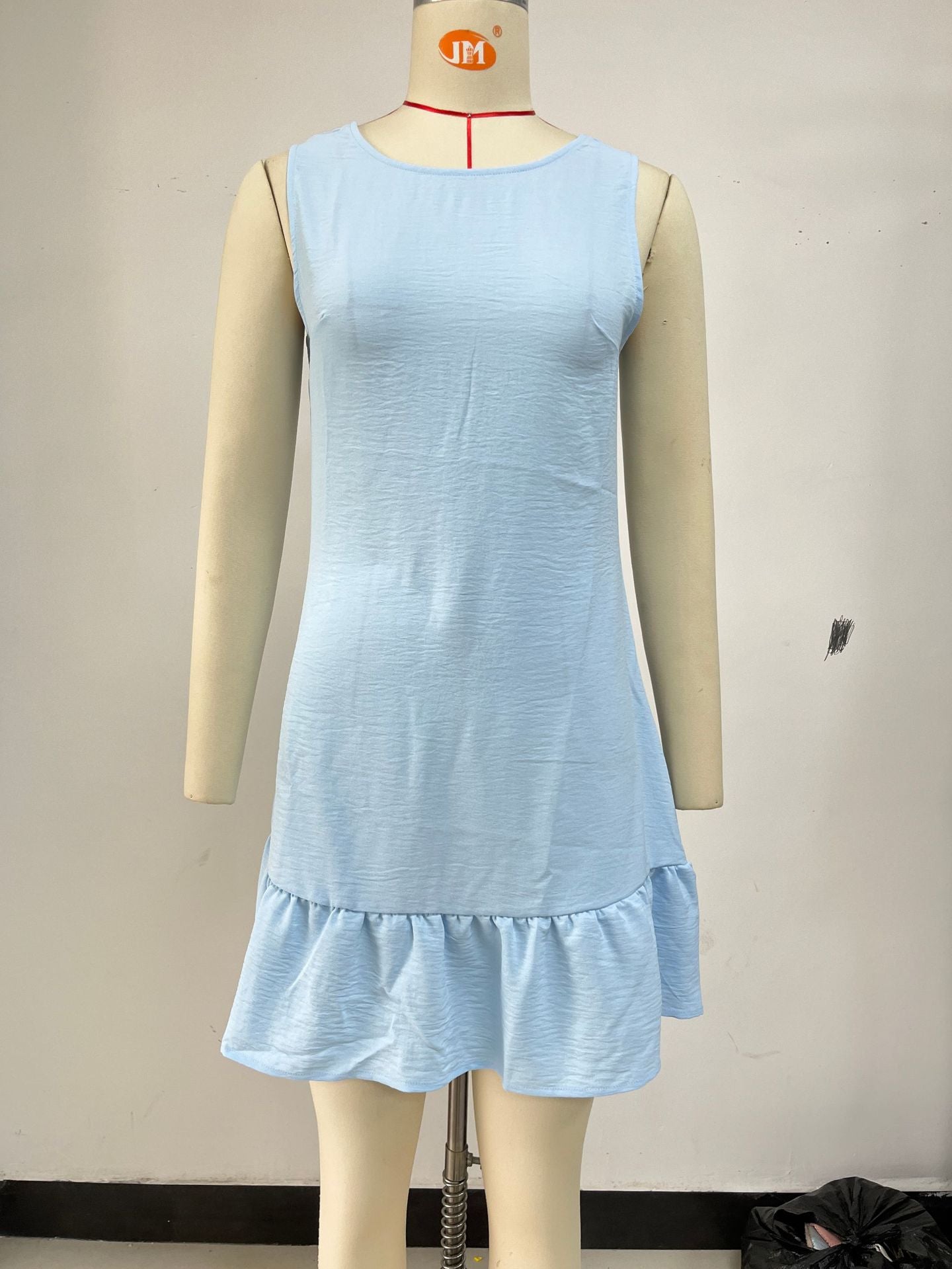 Color Round Neck Sleeveless Backless Lace Dress