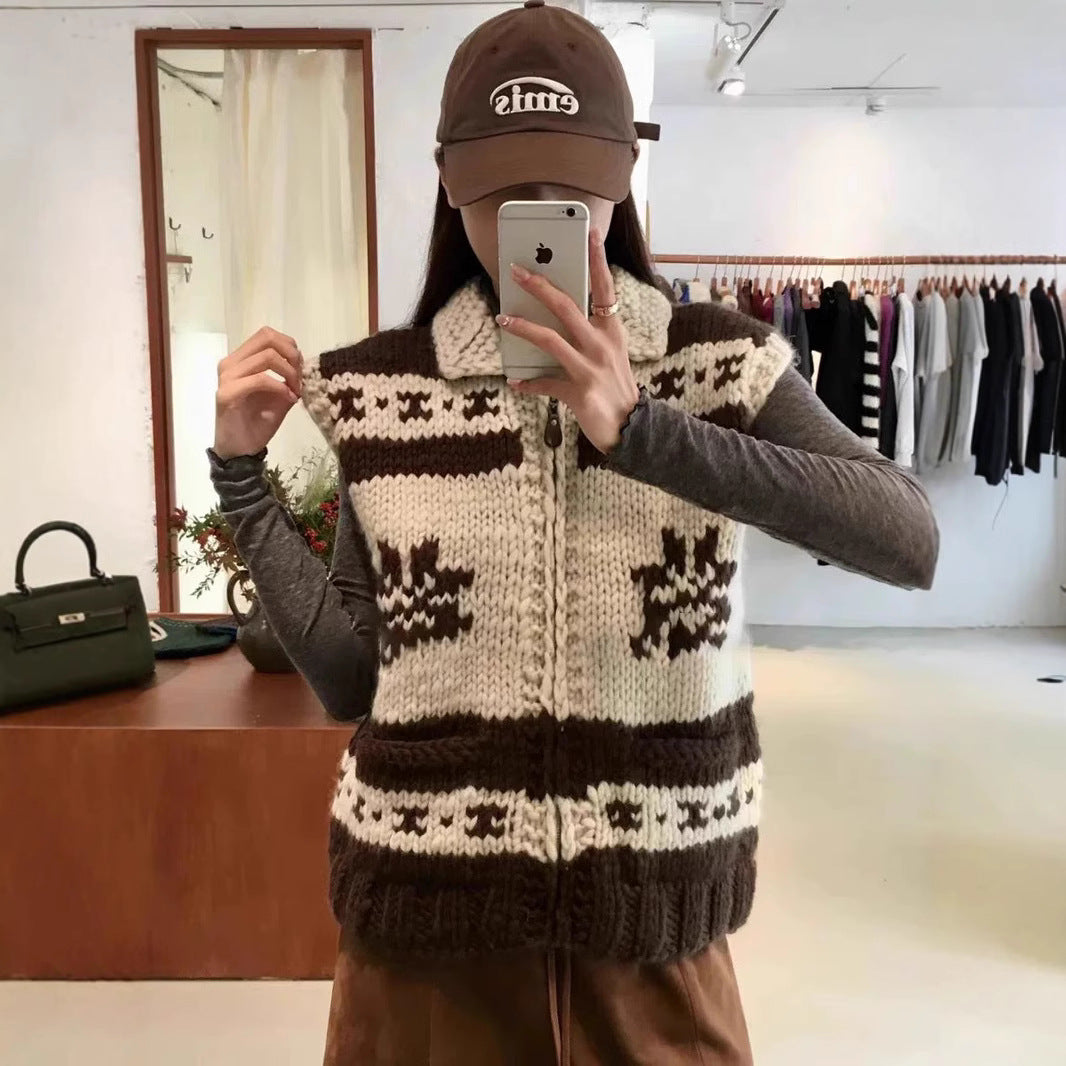 Women's Autumn Korean Style Retro Elk Light Luxury Knitwear