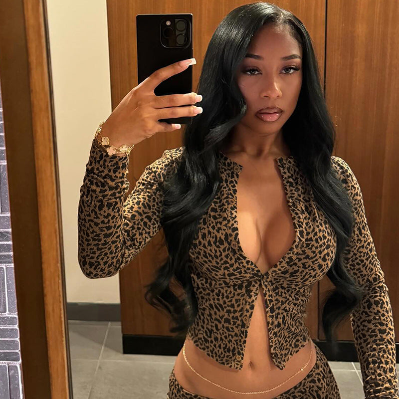 Women's Slim Elastic Leopard Print Basic Style Knitwear