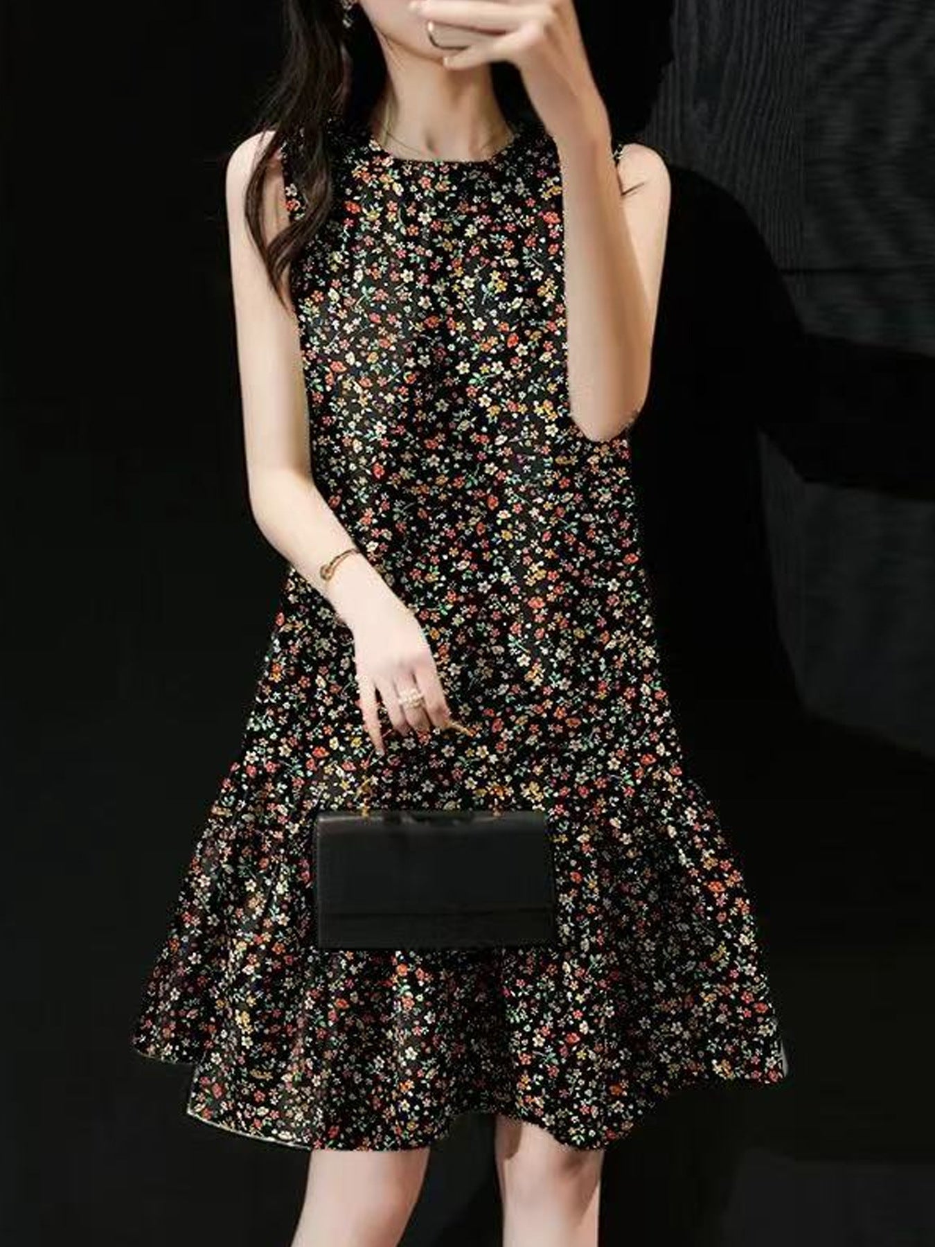 Women's Fashion Floral Sleeveless Round Neck Print Dress