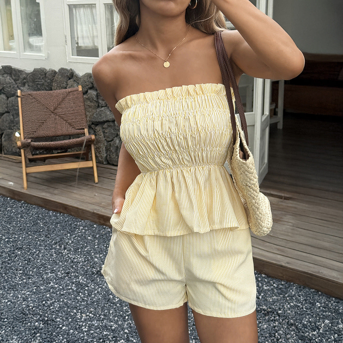 Women's Simple Tube Wooden Ear Summer Shorts