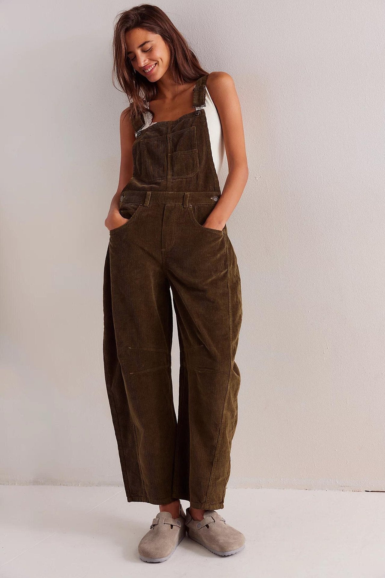 Women's Corduroy Overalls Fashion Loose One-piece Pants
