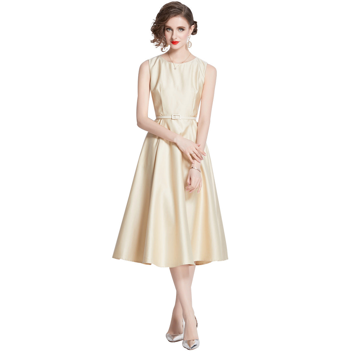 Sleeveless Round Neck Waist Trimming Slimming Mid-length Dresses