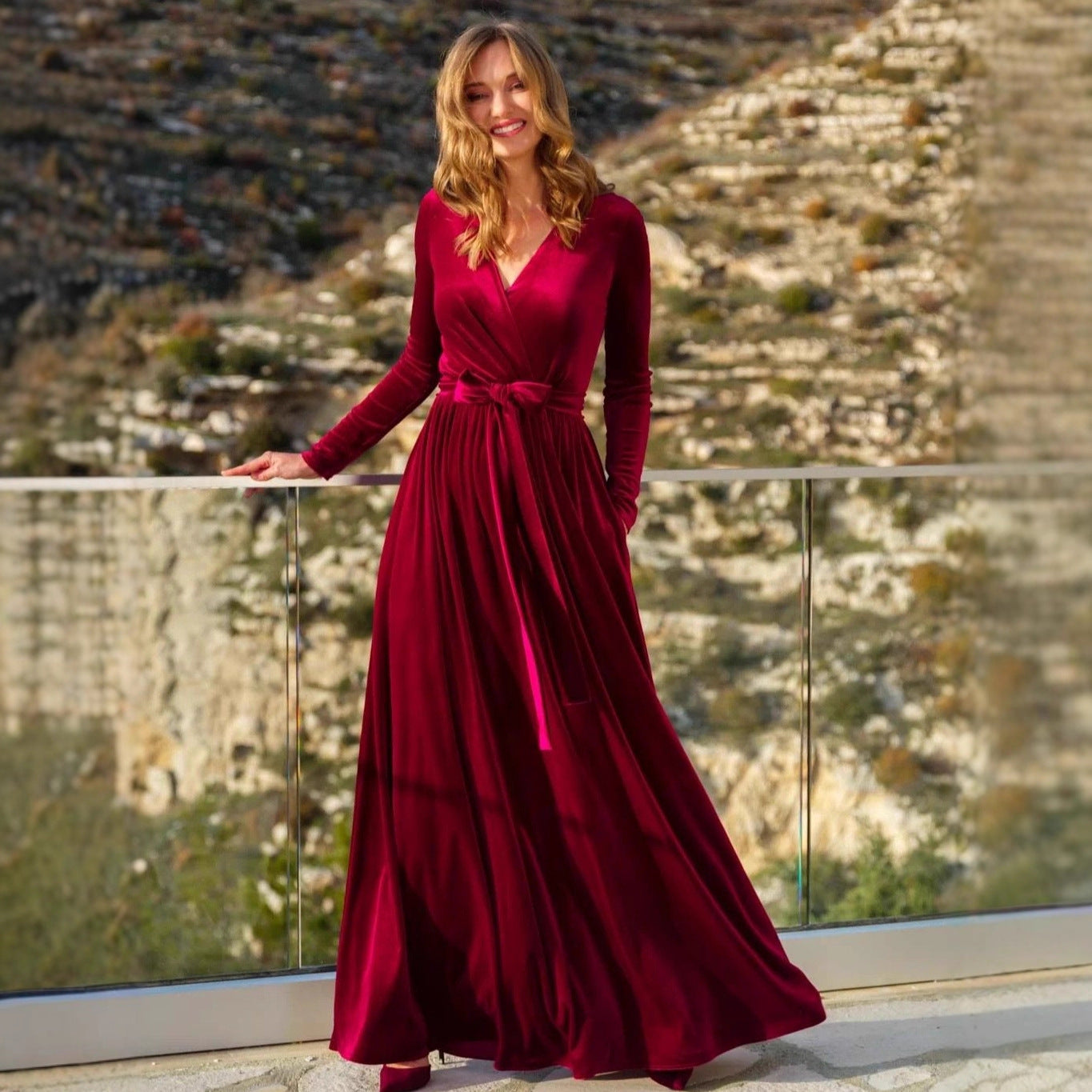 Women's Veet Elegant Graceful Fashion Style Long Dress