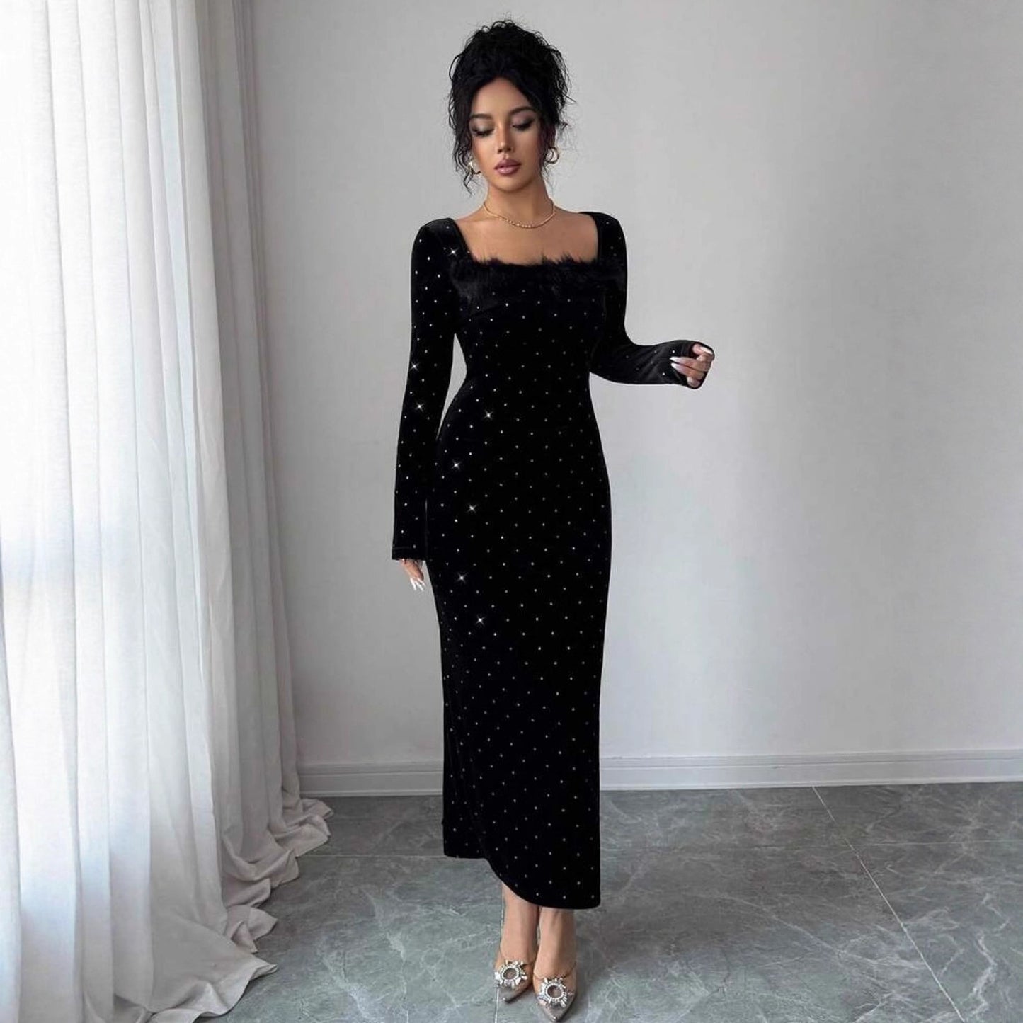 Women's Diamond Veet Cinched Slim Fit Long Dress