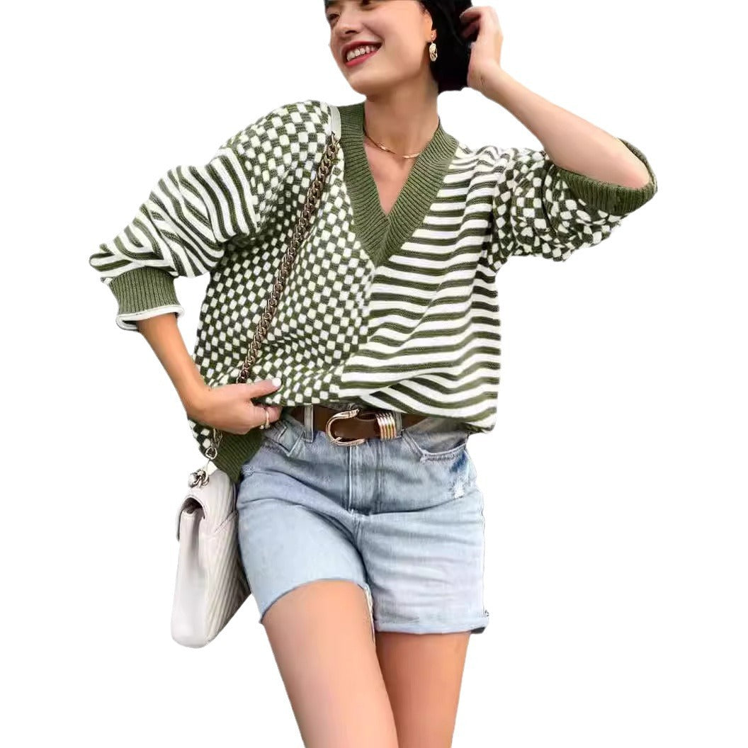 Women's V Neck Loose Street Fashion Design Sweaters