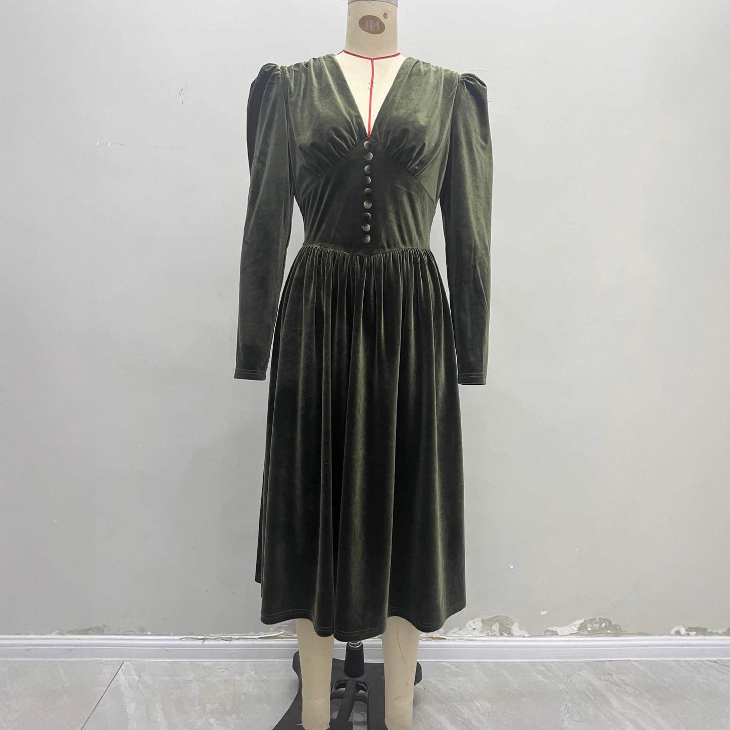 Style Retro Temperament Long Sleeve Veet Dresses