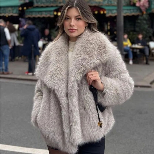 Women's Winter Fashionable Elegant Artificial Fur Coats