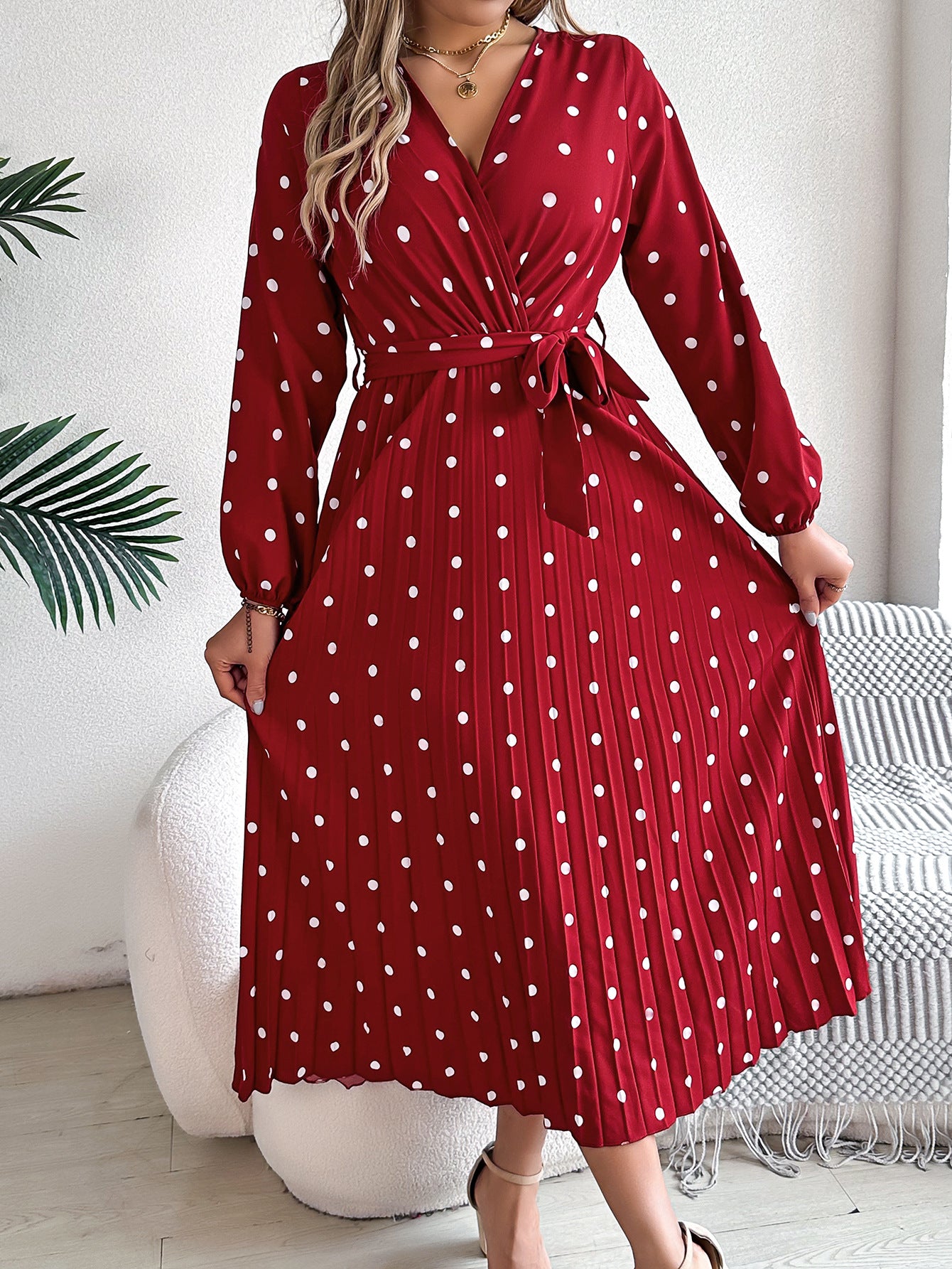 Women's Elegant Contrast Color Polka Dot Cross Pleated Dress