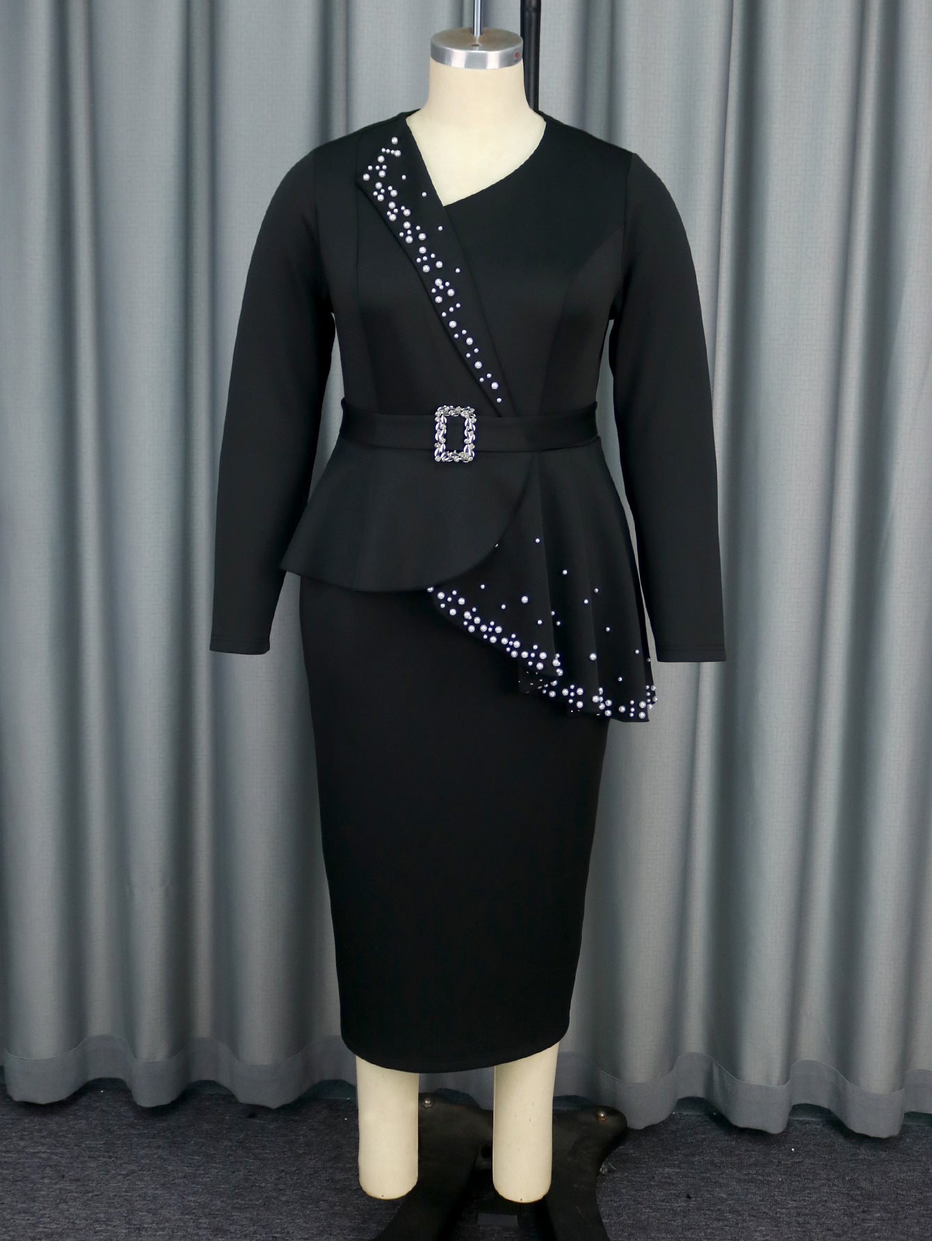 Women's Ruffled Beaded Dress Black Slimming Graduation Dresses