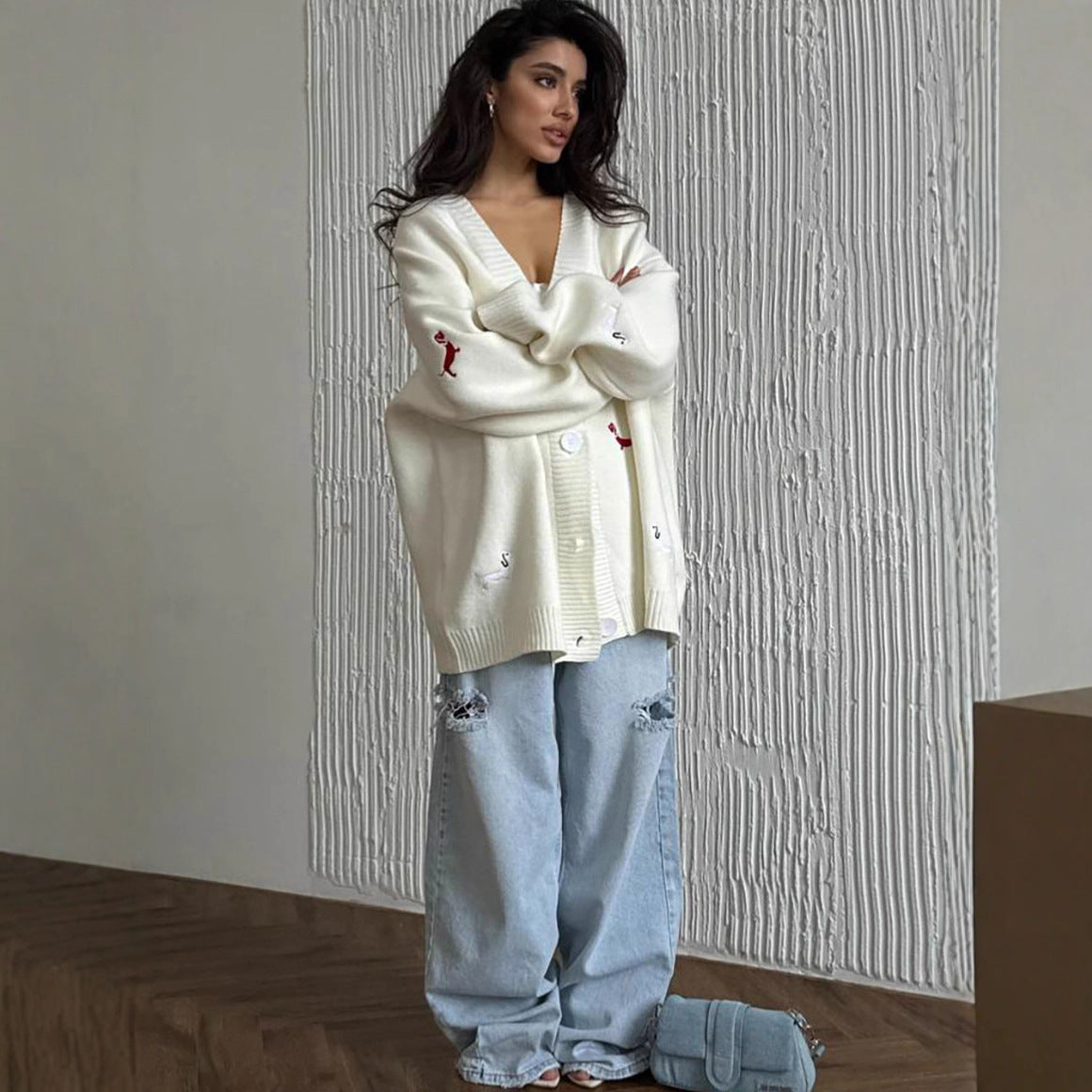 Women's Sausage Dog Embroidered Soft Glutinous Fabric Everyday Sweaters