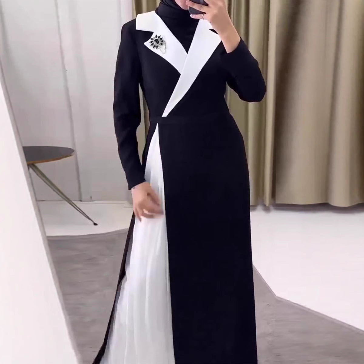 Women's Fashion Color Contrast Stitching Pleated Robe Dresses