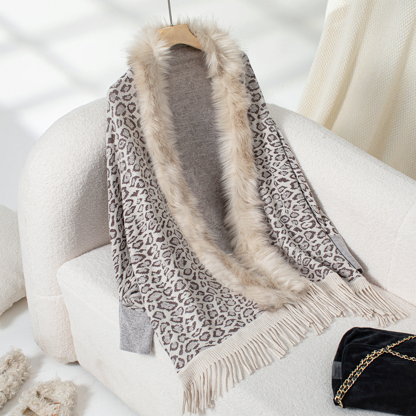 Women's Leopard Print Fur Collar Shawl Knitted Loose Batwing Sleeve Sweater