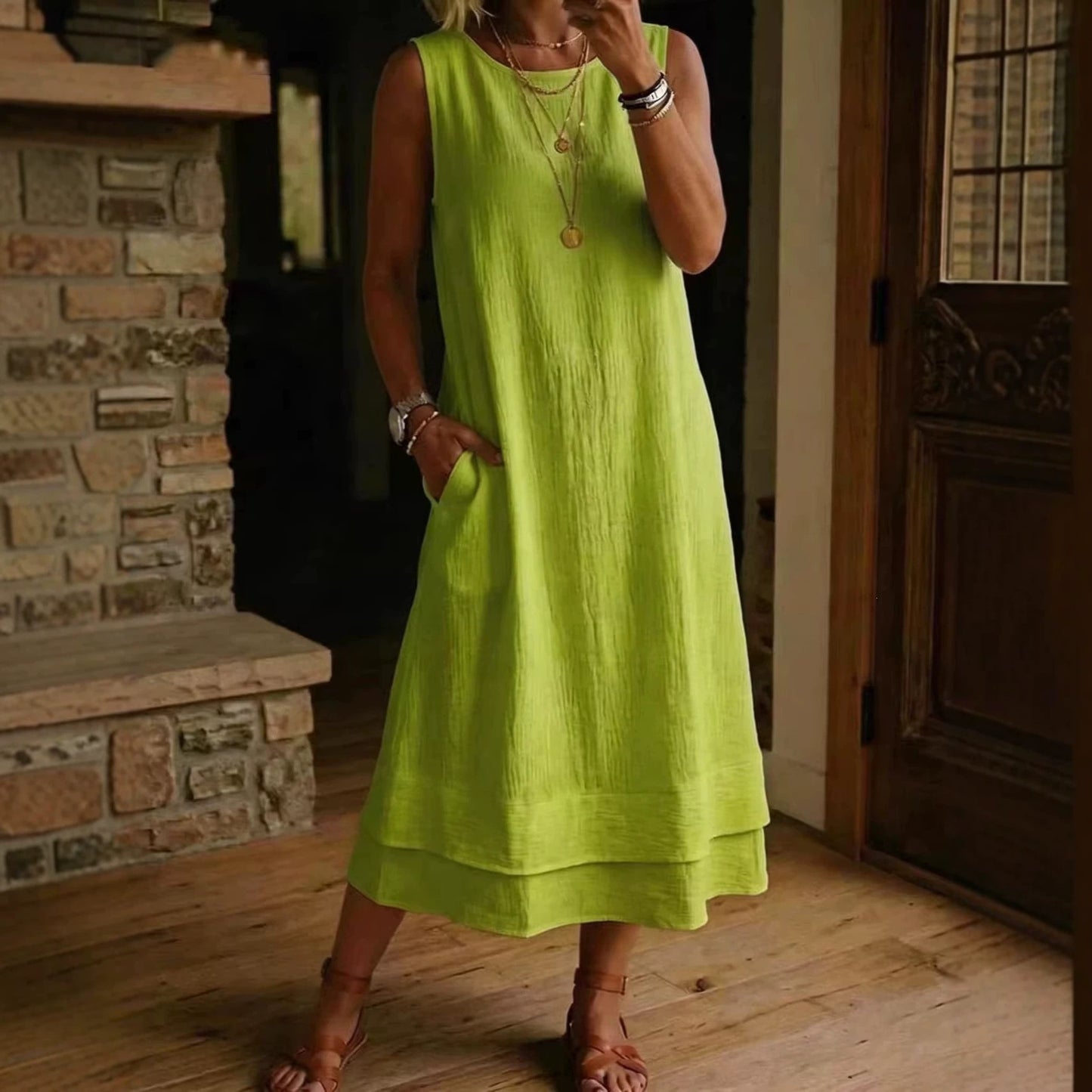 Fashion Casual Round Neck Pocket Long Solid Dress