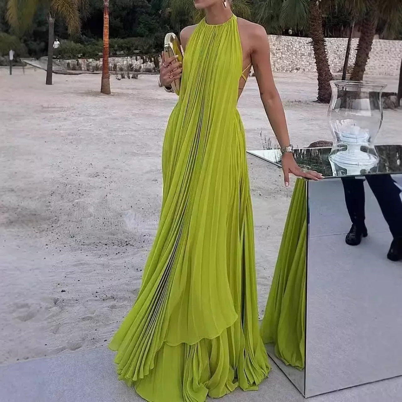 Women's Round Neck Sleeveless Sexy Backless Beach Dresses