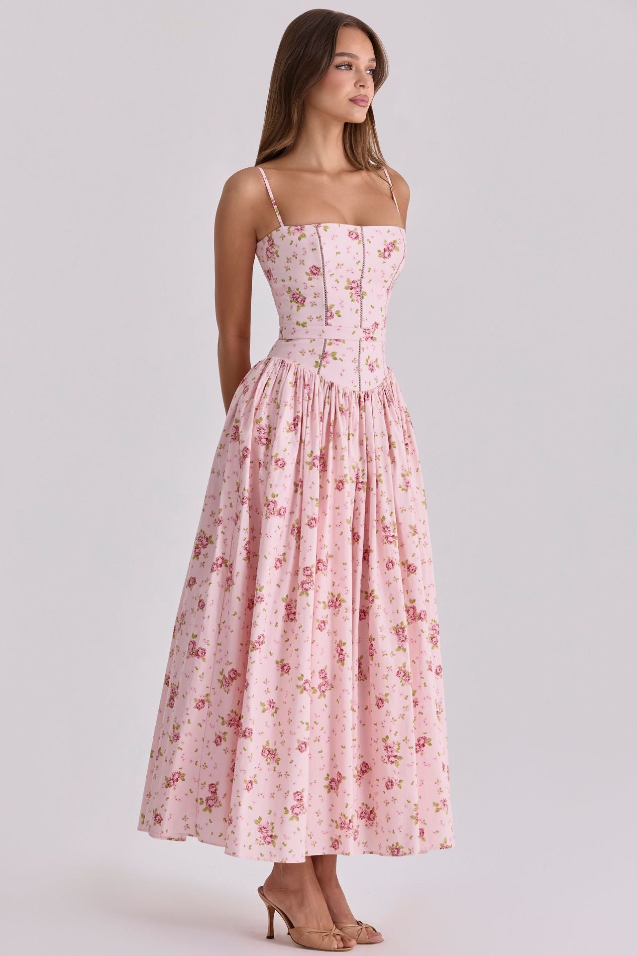 Fashionable High-grade French Strap Gentle Slimming Dress