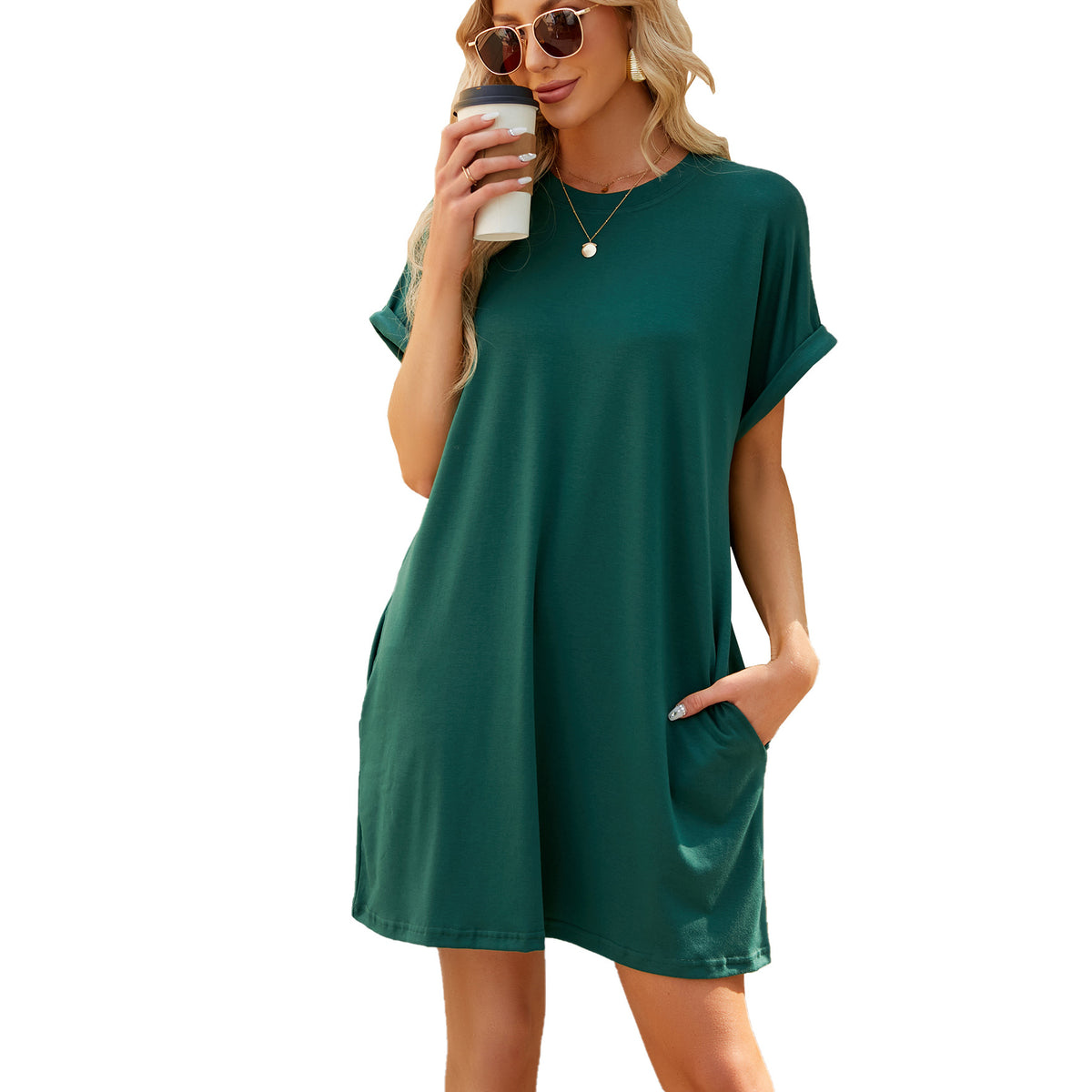 Solid Color Round Neck Pocket Loose Shorts