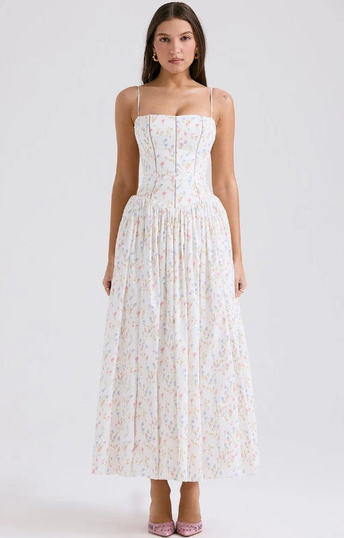 Fashionable High-grade French Strap Gentle Slimming Dress