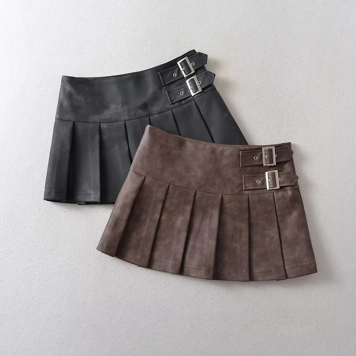 Women's Hot Retro Waist Distressed Leather Pleated Skirts